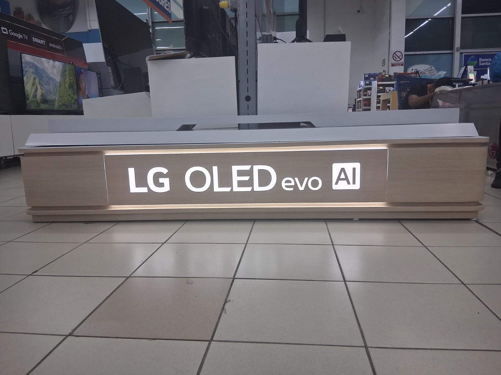 Counter LG OLED con iluminación y almacenamiento integrado